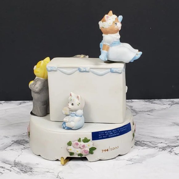 Kitty Cucumber Musical Figurine Schmid The reception Vintage - Picture 5 of 10